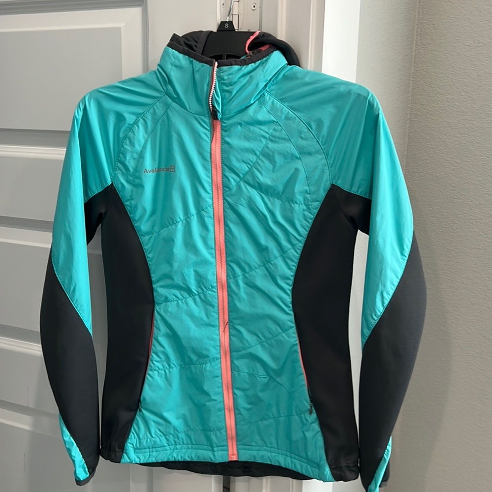 Avalanche turquoise and gray athletic jacket with detachable hood